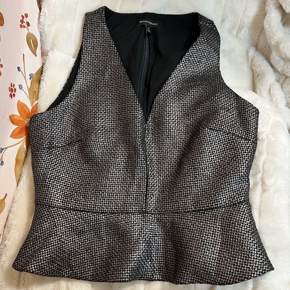 Banana Republic 12 Workwear Office Dressy Peplum Metallic Woven Sleeveless Top